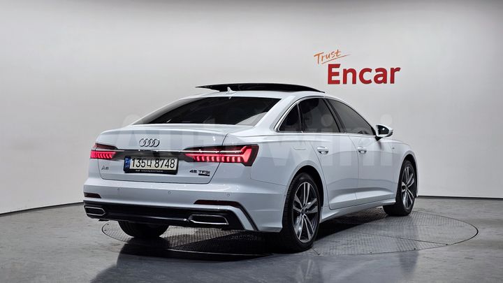 Audi A6 2022 — 2