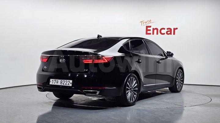 Kia K7 2018 — 2