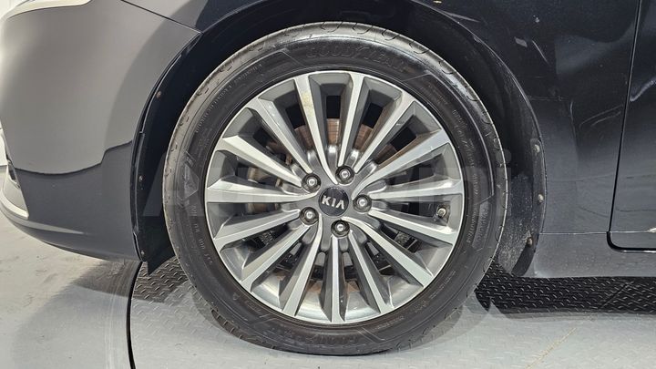 Kia K7 2018 — 5