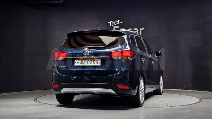 Kia Carens 2017 — 4