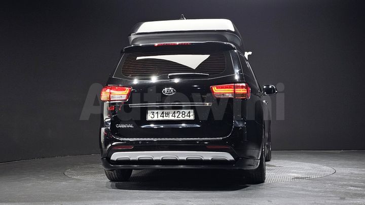 Kia Carnival 2016 — 3