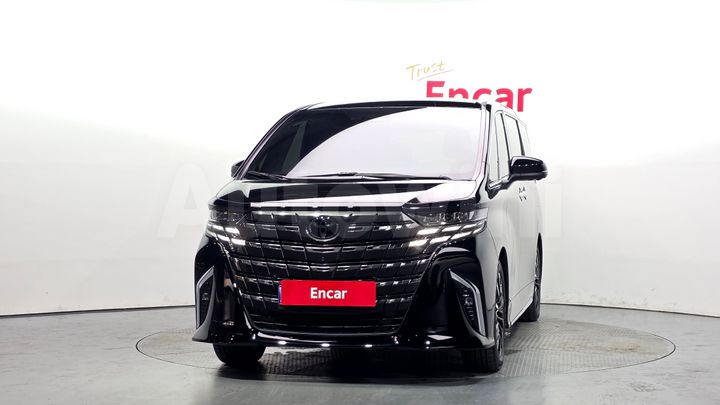 Toyota Alphard 2024 — 3
