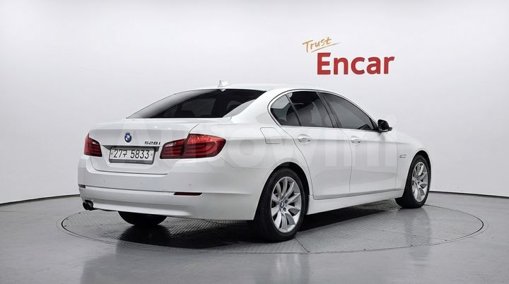 BMW 5 Series 2013 — 2