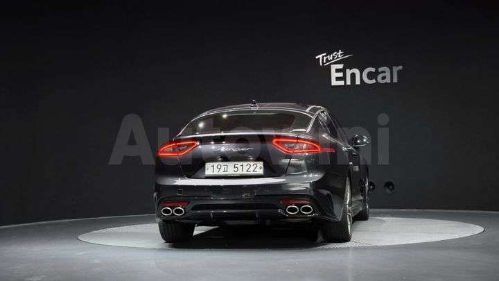 Kia Stinger 2018 — 4