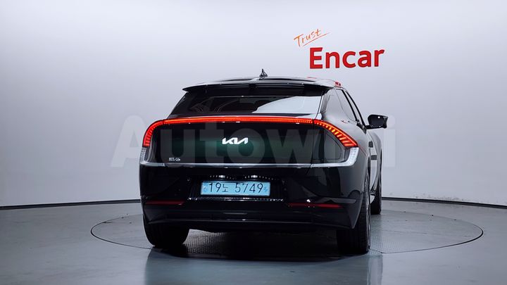 Kia EV6 2022 — 4