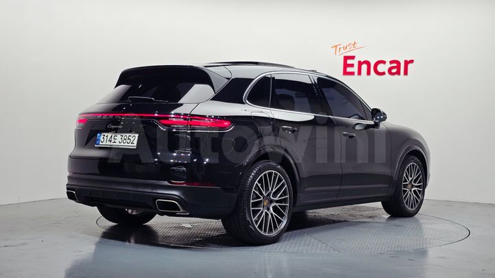 Porsche Cayenne 2022 — 2