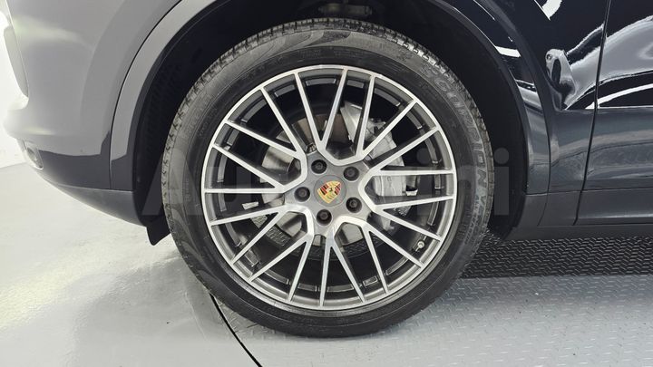 Porsche Cayenne 2022 — 5