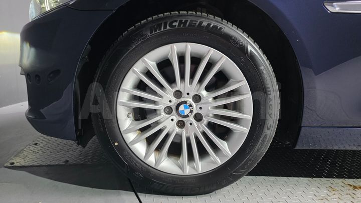 BMW 5 Series 2015 — 5