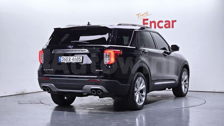 Ford Explorer 2022 — 2