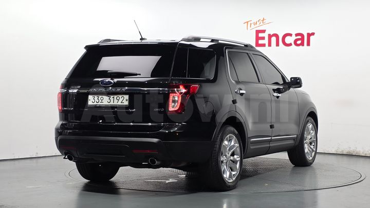 Ford Explorer 2015 — 2