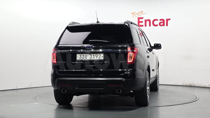 Ford Explorer 2015 — 4
