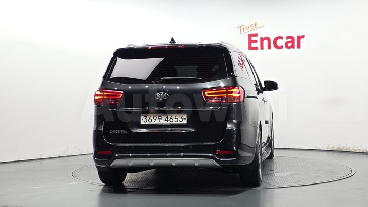 Kia Carnival 2020 — 4