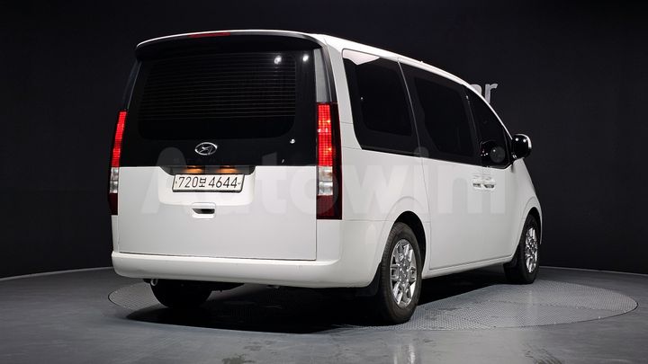 Hyundai Staria 2022 — 2
