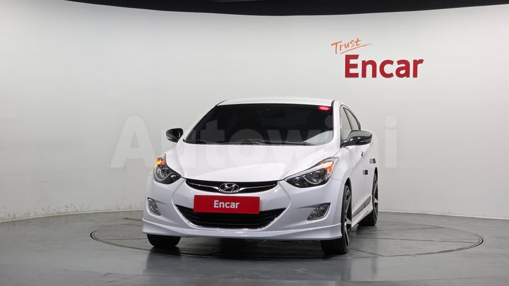 Hyundai Avante 2014 — 3
