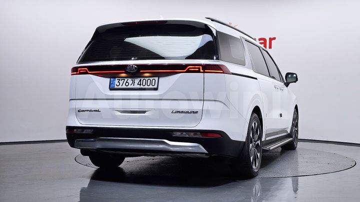 Kia Carnival 2021 — 2