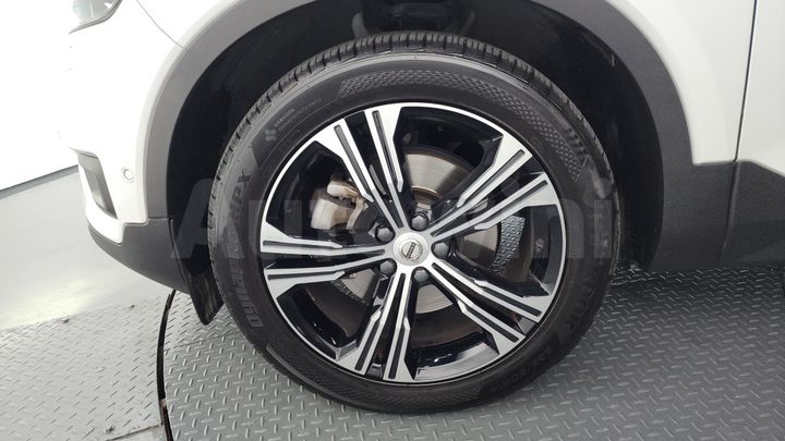 Volvo XC40 2021 — 5