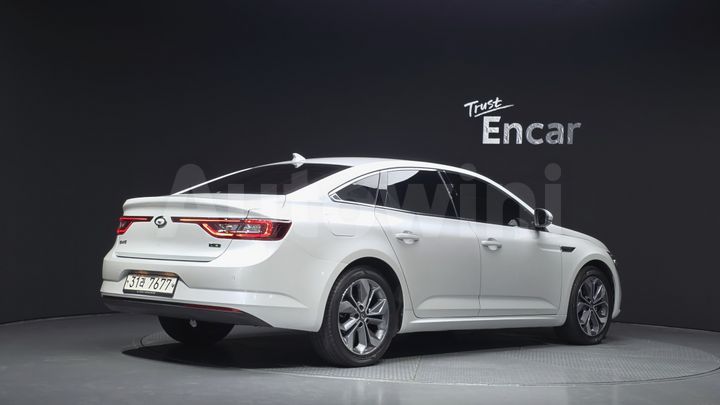 Renault SM6 2019 — 2