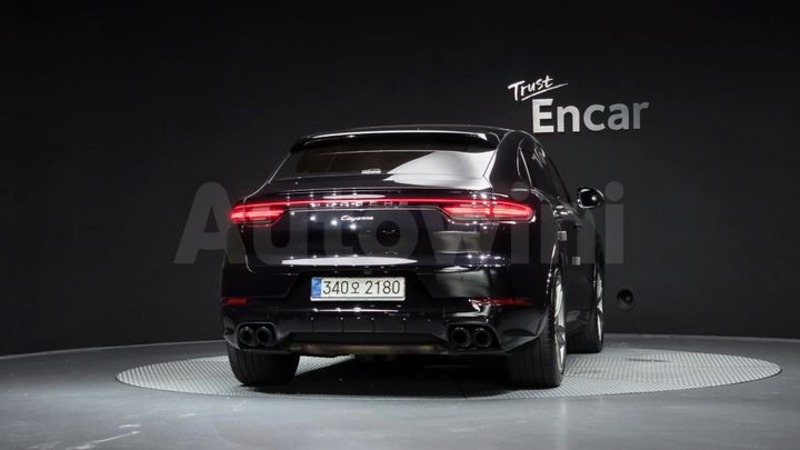 Porsche Cayenne 2021 — 4