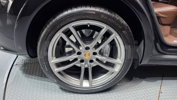 Porsche Cayenne 2021 — 5