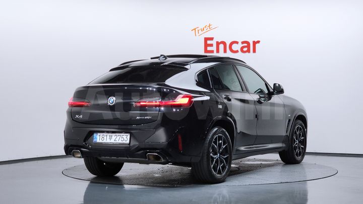 BMW X4 2024 — 2