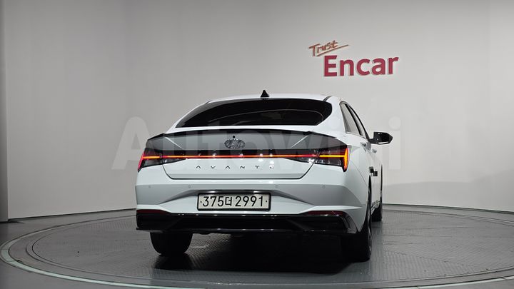 Hyundai Avante 2021 — 4
