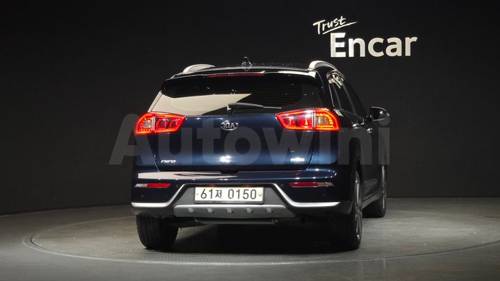 Kia Niro 2017 — 4