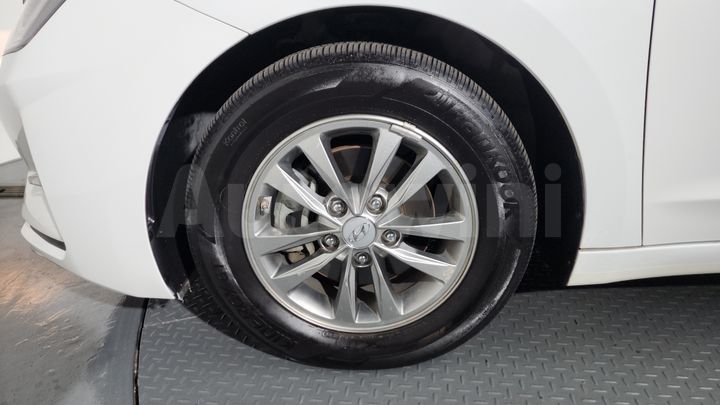 Hyundai Avante 2019 — 5