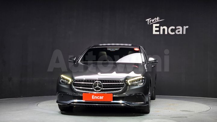 Mercedes-Benz E Class 2021 — 3