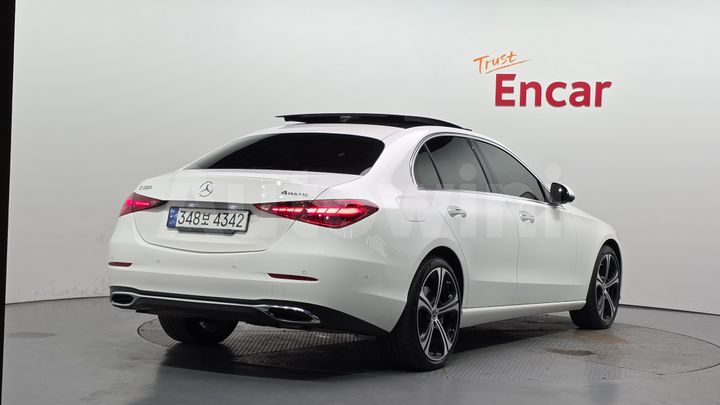 Mercedes-Benz C Class 2023 — 2