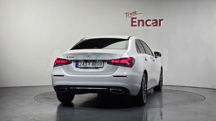 Mercedes-Benz A Class 2022 — 4