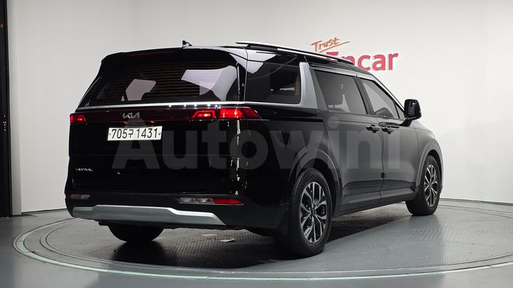 Kia Carnival 2022 — 2