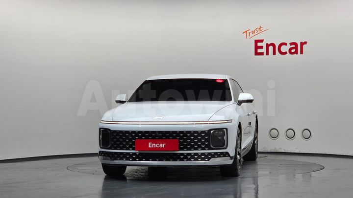 Hyundai Grandeur 2025 — 3