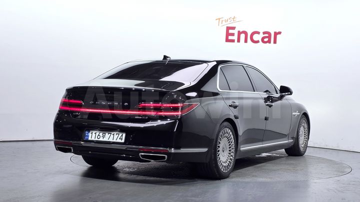Genesis G90 2019 — 2