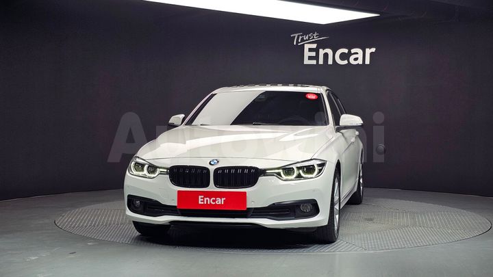 BMW 3 Series 2017 — 3