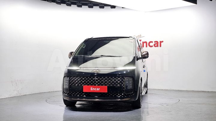 Hyundai Staria 2022 — 3