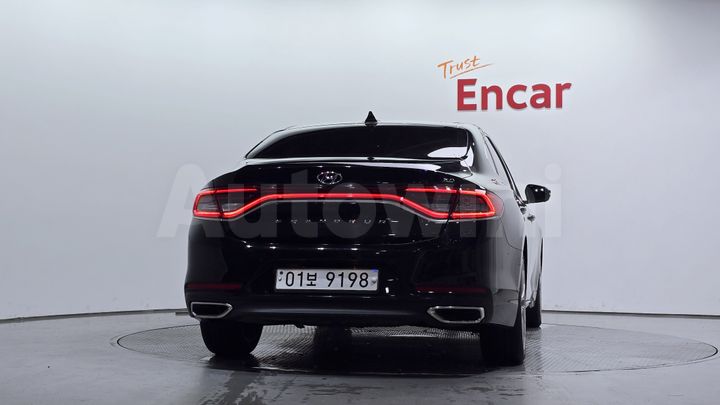 Hyundai Grandeur 2017 — 4