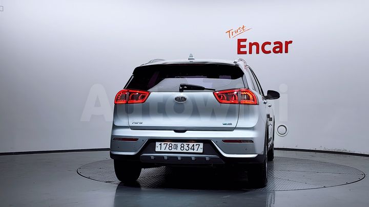 Kia Niro 2017 — 4
