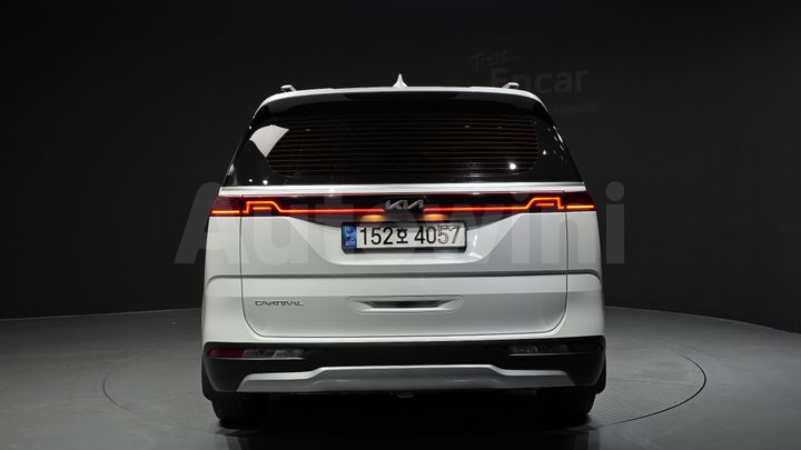 Kia Carnival 2023 — 4