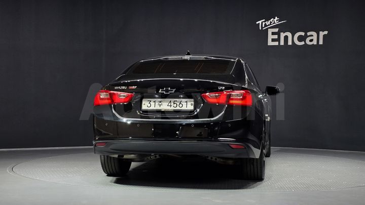 Chevrolet Malibu 2018 — 4