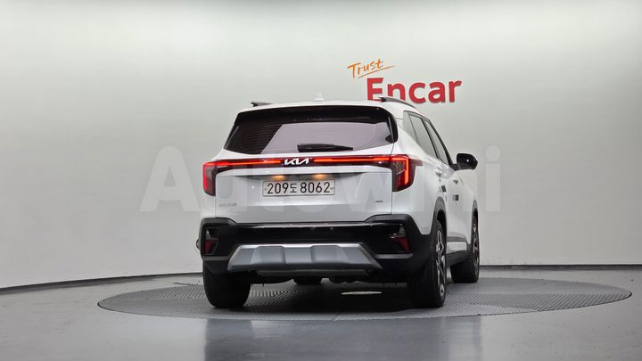 Kia Seltos 2023 — 4