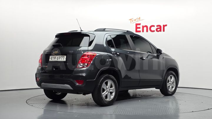 Chevrolet Trax 2017 — 2