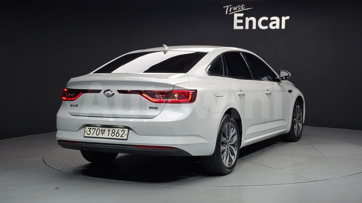 Renault SM6 2017 — 2