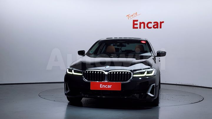 BMW 5 Series 2021 — 3