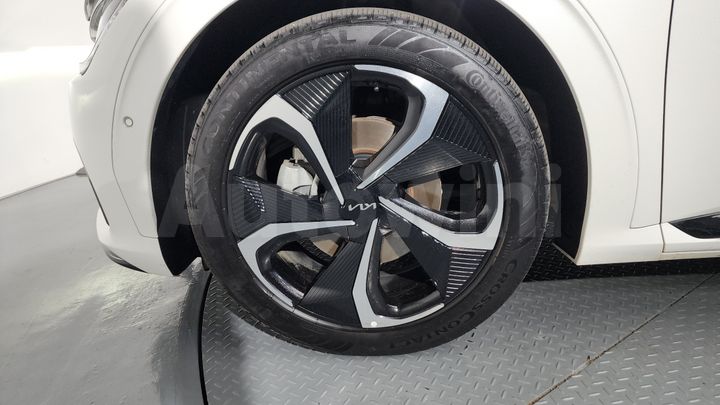 Kia EV6 2023 — 5