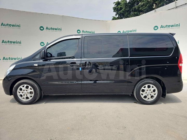 Hyundai Starex 2016 — 2