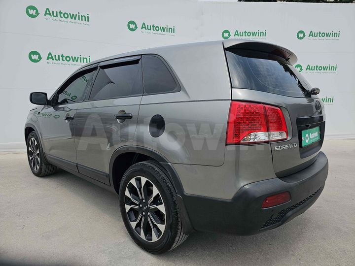 Kia Sorento 2010 — 3