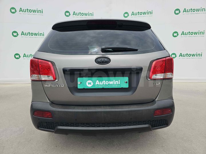 Kia Sorento 2010 — 4