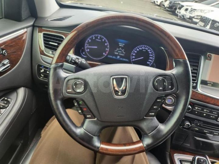 Hyundai Equus 2013 — 5