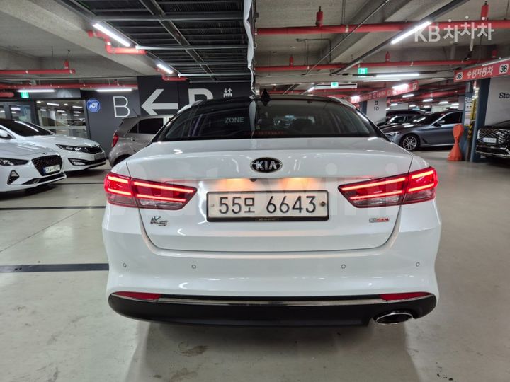 Kia K5 2016 — 4