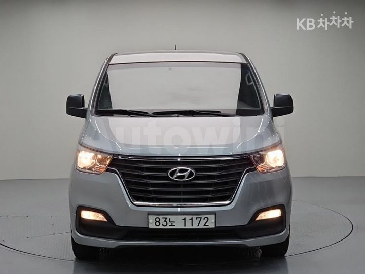 Hyundai Starex 2019 — 2